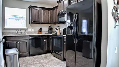 5598 Silver Star Ct, Milton, FL 32583 photo 13
