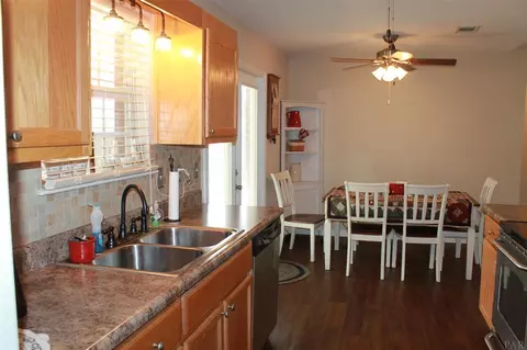 5436 Cox Rd, Milton, FL 32583 photo 8