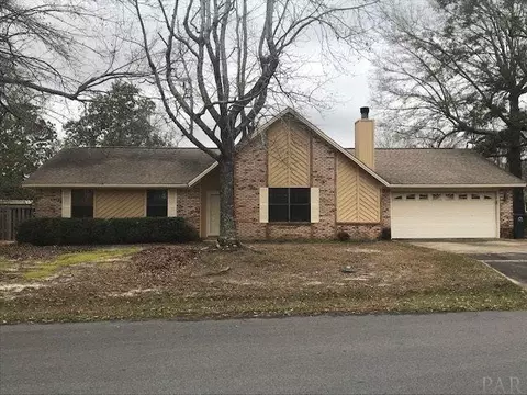 5613 Dove Dr, Pace, FL 32571 photo 1