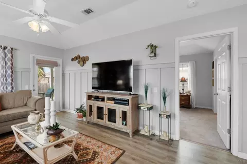 2300 Bur Oak Dr, Cantonment, FL 32533 photo 5