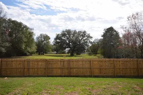 4945 Dupont Cir, Pace, FL 32571 photo 2