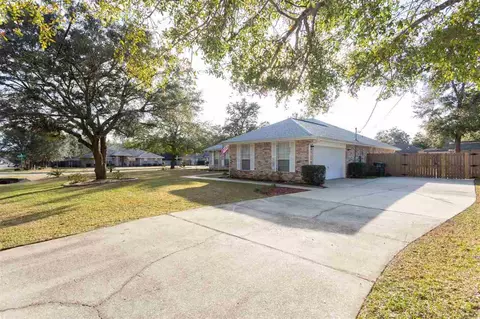 5321 Richardson St, Milton, FL 32570 photo 4