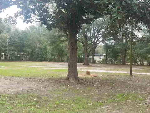 6470 Howard Ave, Milton, FL 32570 photo 4