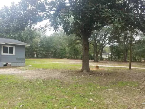 6470 Howard Ave, Milton, FL 32570 photo 3