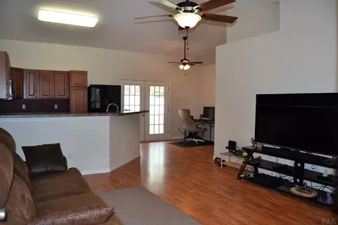 6502 Warren Rd, Milton, FL 32583 photo 2