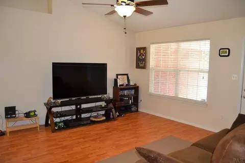 6502 Warren Rd, Milton, FL 32583 photo 3