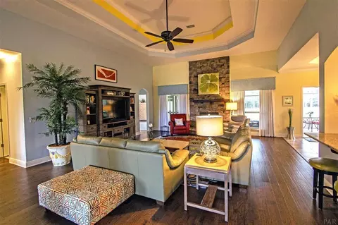2298 Phylis Rae Dr, Pace, FL 32571 photo 8