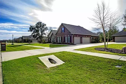 2298 Phylis Rae Dr, Pace, FL 32571 photo 3