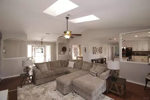 5320 Stiles Ln, Pace, FL 32571 photo 7