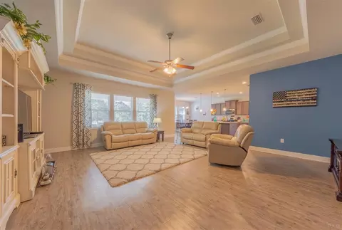4905 Dupont Cir, Pace, FL 32571 photo 6