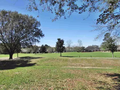 5609 Champions Dr, Pace, FL 32571 photo 12