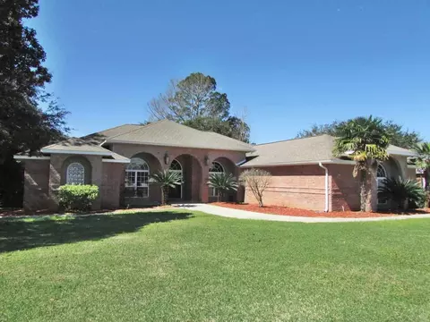 5609 Champions Dr, Pace, FL 32571 photo 1
