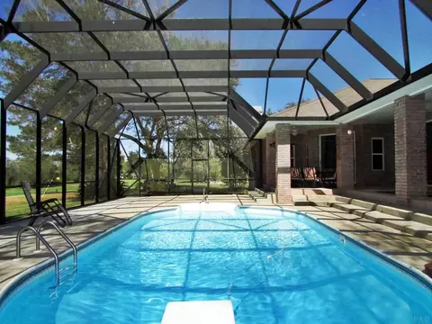 5609 Champions Dr, Pace, FL 32571 photo 4