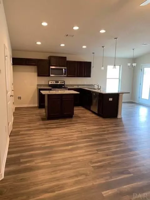 4344 Thistle Pine Ct, Pace, FL 32571 photo 3