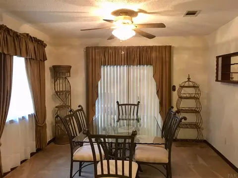 5705 Ivy Ln, Pace, FL 32571 photo 4