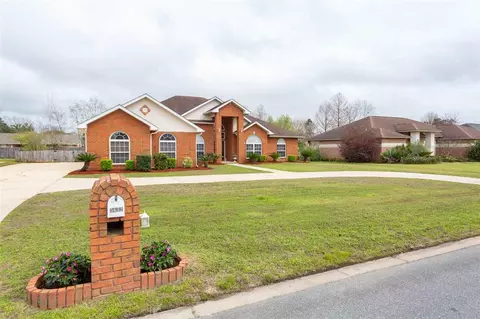 5652 Sandstone Dr, Pace, FL 32571 photo 3