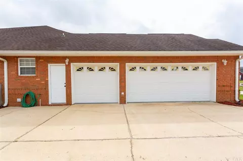 5652 Sandstone Dr, Pace, FL 32571 photo 6