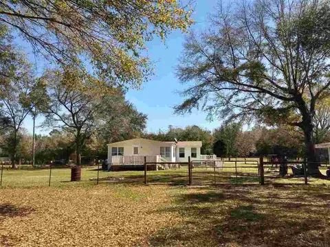 8116 Delta Dr, Milton, FL 32583 photo 12
