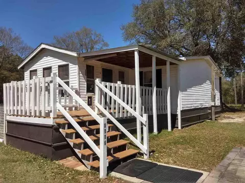 8116 Delta Dr, Milton, FL 32583 photo 1