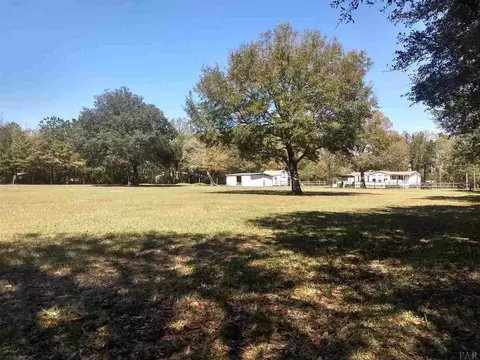 8116 Delta Dr, Milton, FL 32583 photo 3