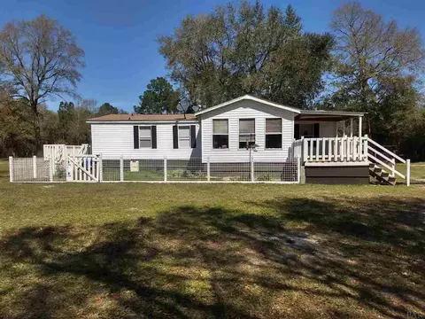 8116 Delta Dr, Milton, FL 32583 photo 2