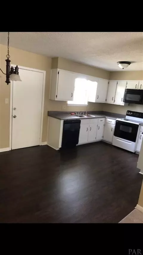 4675 Fowler Dr, Pace, FL 32571 photo 5