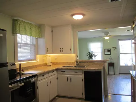 6768 North Ave, Milton, FL 32570 photo 9