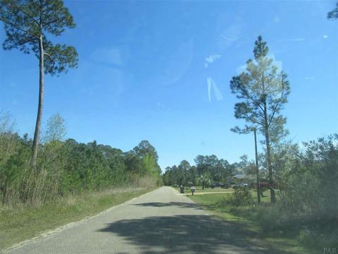 4657 Bayside Dr, Milton, FL 32583 photo 1