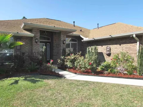4941 Tributary Dr, Milton, FL 32570 photo 8