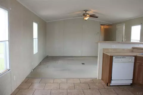 9840 Redland Rd, Milton, FL 32583 photo 14