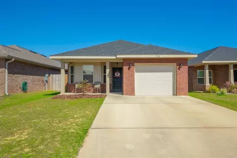 5794 Corkscrew Ct, Pace, FL 32571 photo 2