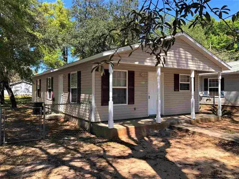 6600 Applegate St, Milton, FL 32570 photo 2