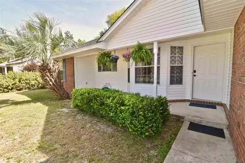 6593 Starboard Dr, Milton, FL 32570 photo 2
