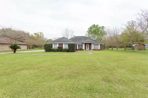 106 Countri Ln, Cantonment, FL 32533 photo 1