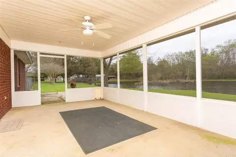 106 Countri Ln, Cantonment, FL 32533 photo 13