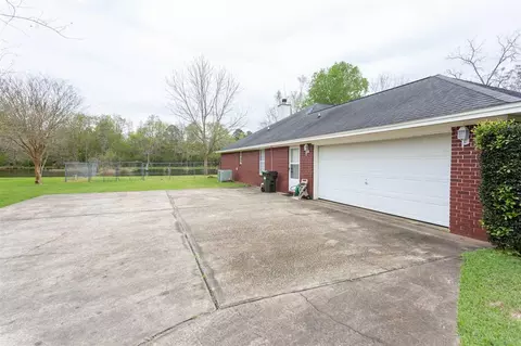 106 Countri Ln, Cantonment, FL 32533 photo 5
