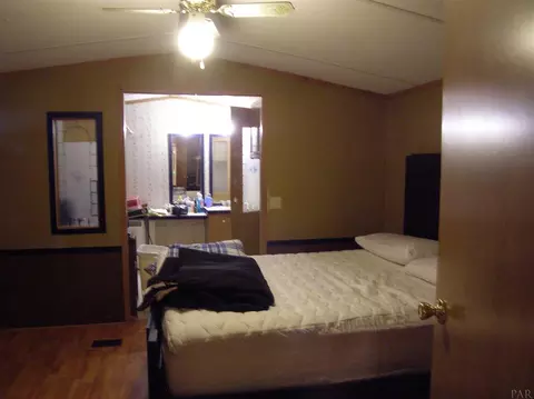 4015 Windsor Ln, Pace, FL 32571 photo 8