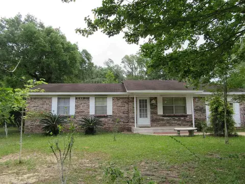 5708 Janet St, Milton, FL 32570 photo 1