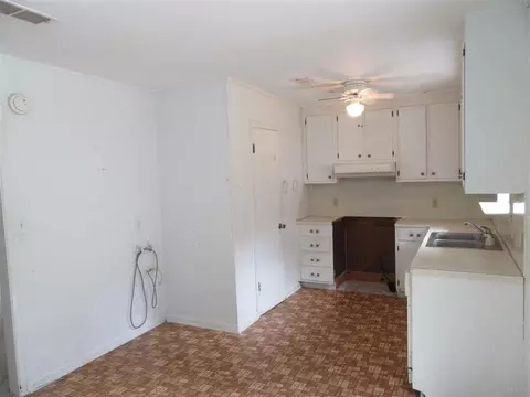 5708 Janet St, Milton, FL 32570 photo 13