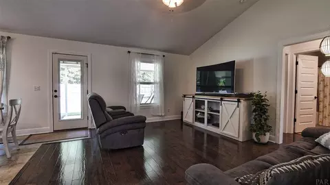 6558 Kembro Rd, Milton, FL 32570 photo 10