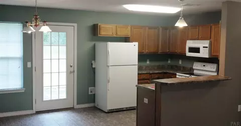 7210 Par Ln, Milton, FL 32570 photo 2