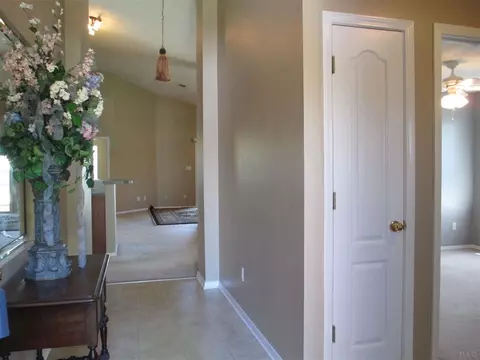 724 Hanley Downs Dr, Cantonment, FL 32533 photo 3