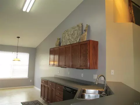 724 Hanley Downs Dr, Cantonment, FL 32533 photo 14