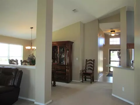 724 Hanley Downs Dr, Cantonment, FL 32533 photo 4