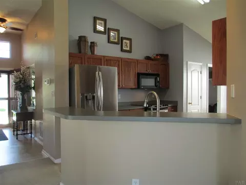 724 Hanley Downs Dr, Cantonment, FL 32533 photo 9