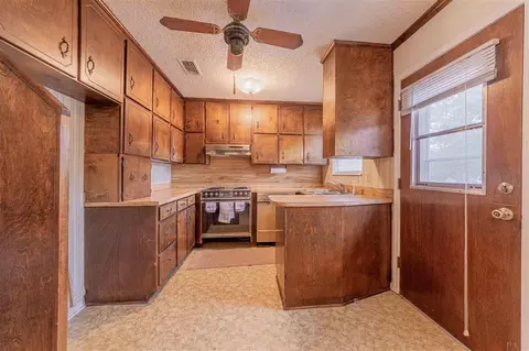 1852 Bradley Ave, Cantonment, FL 32533 photo 9