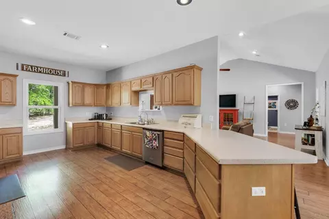 3901 Clearview Dr, Crestview, FL 32539 photo 9