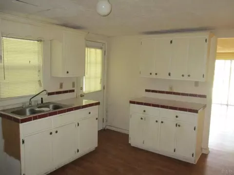 3348 Marcus Dr, Pensacola, FL 32503 photo 11