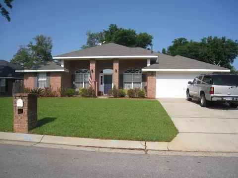 5345 Willow Oak Dr, Pace, FL 32571 photo 1
