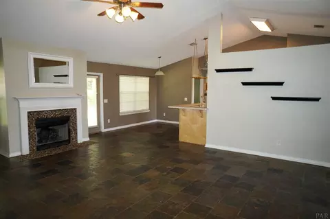 5345 Willow Oak Dr, Pace, FL 32571 photo 2